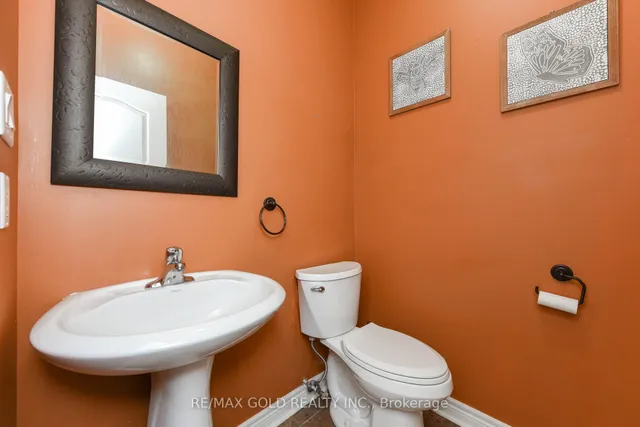 Additional image 10 of 35 Amaranth Cres