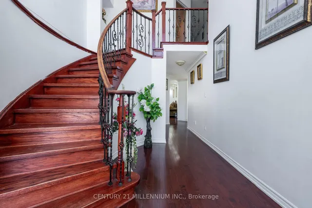 Additional image 3 of 68 Luella Cres