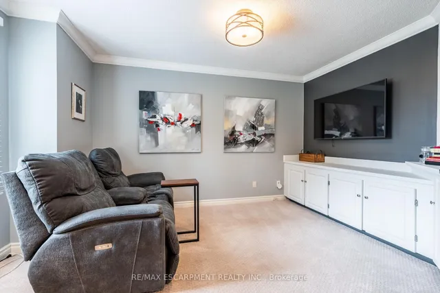 Additional image 3 of 27 Gladiola Dr