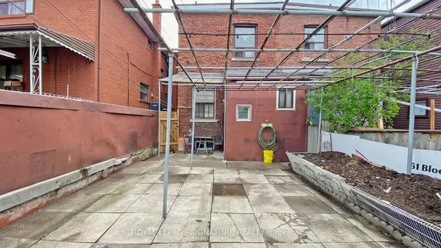 Additional image 15 of 253 Gladstone Ave