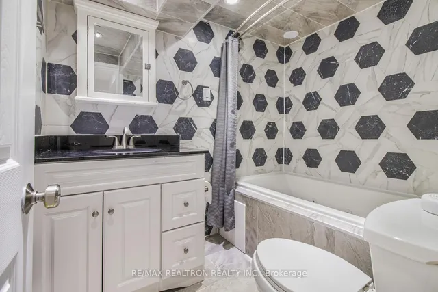 Additional image 39 of 42 Verne Cres