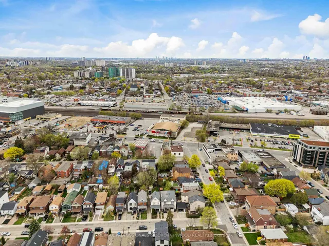 Additional image 37 of 2 Morland Rd