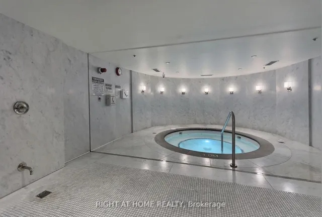 Additional image 29 of 955 Bay St Unit 2702