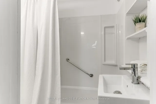 Additional image 23 of 88 Redwood Ave