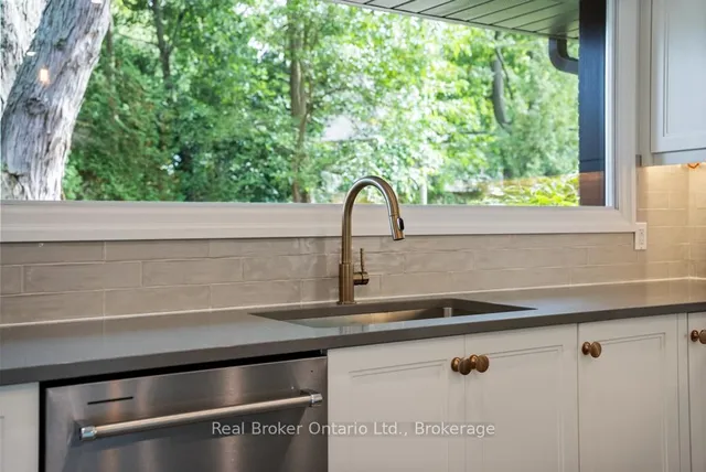 Additional image 11 of 307 South Crt