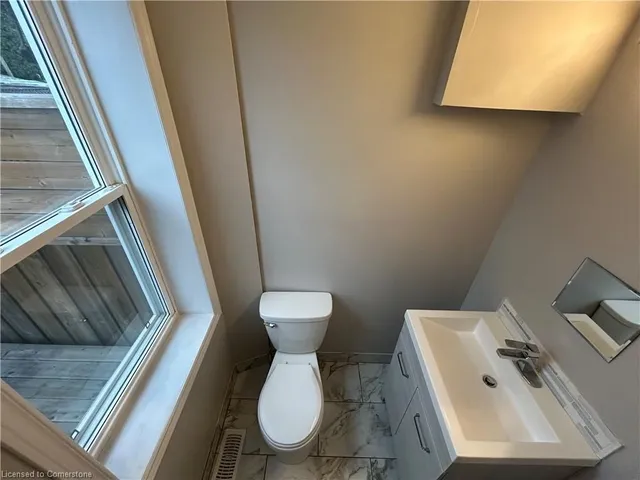 Additional image 10 of 22 Whitfield Ave