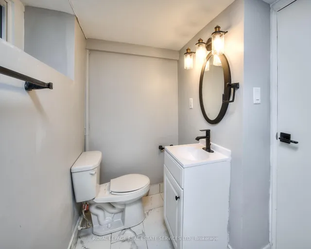 Additional image 37 of 19 Clarence Pl