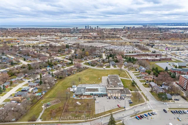 Additional image 33 of 2083 Mount Royal Ave