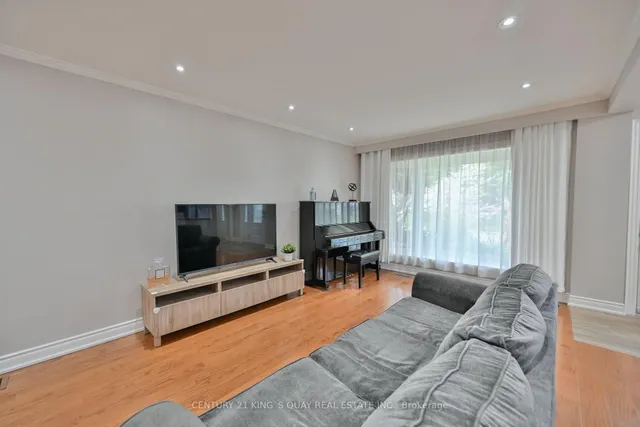 Additional image 13 of 10 Billington Cres