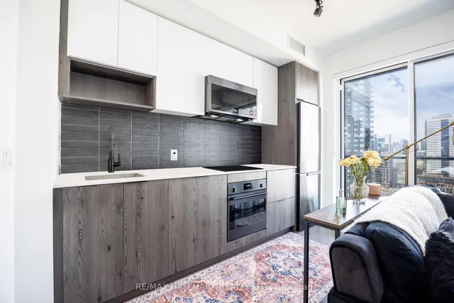 Additional image 3 of 5 Defries St Unit 1507