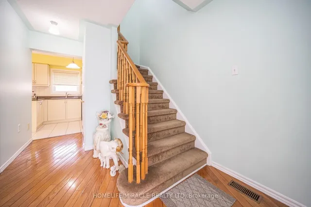 Additional image 3 of 31 Larkspur Rd