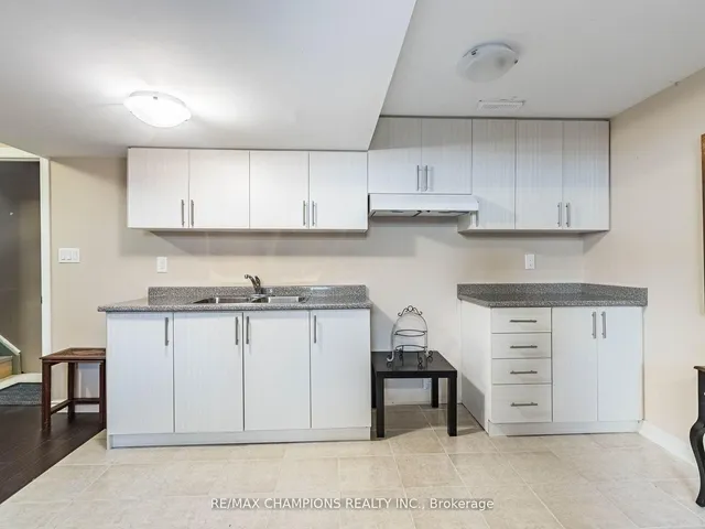 Additional image 31 of 707 Trudeau Dr