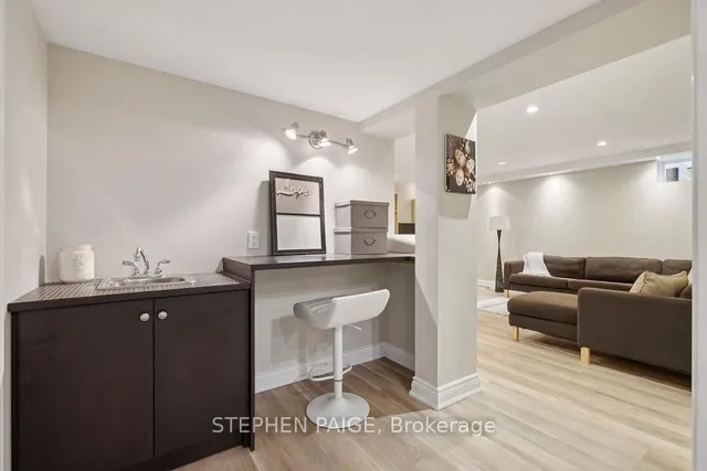 Additional image 34 of 12 Moorland Cres