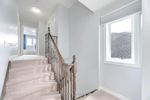 Additional image 22 of 37 Charleswood Cres