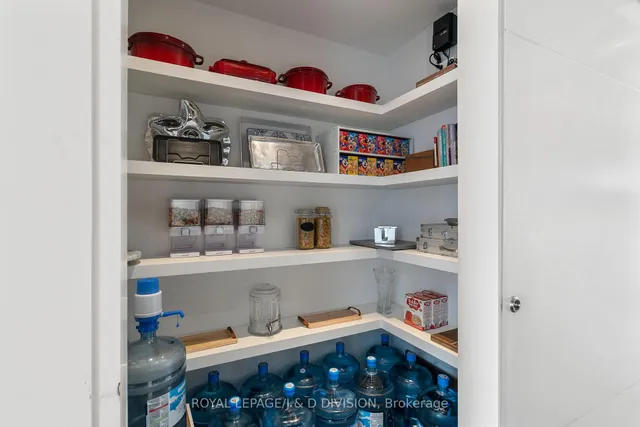 Additional image 13 of 64 Bannockburn Ave