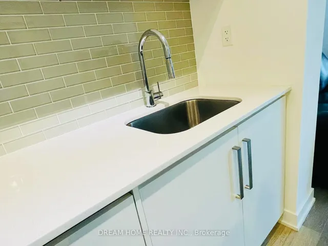 Additional image 8 of 5180 Yonge St Unit 1810