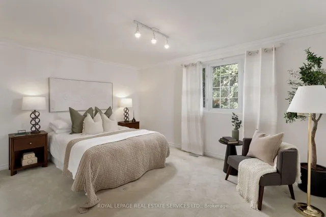 Additional image 16 of 21 Rustywood Dr