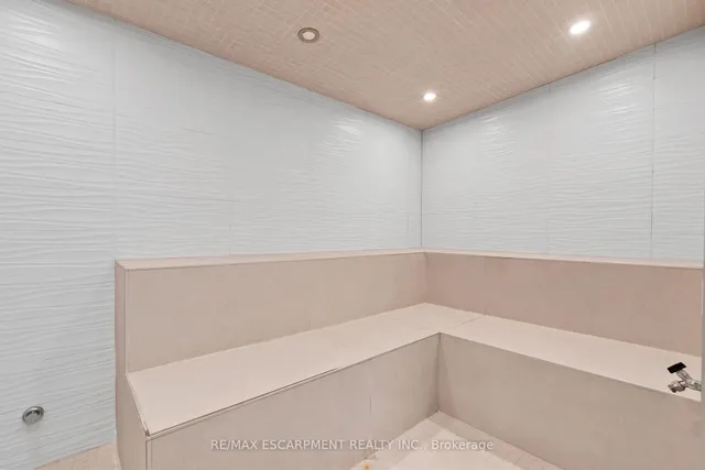 Additional image 24 of 3210 Dakota Common Unit A616