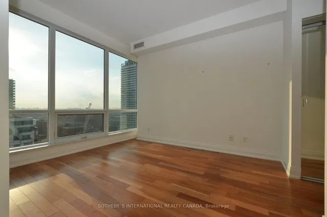 Additional image 10 of 80 John St Unit 2303