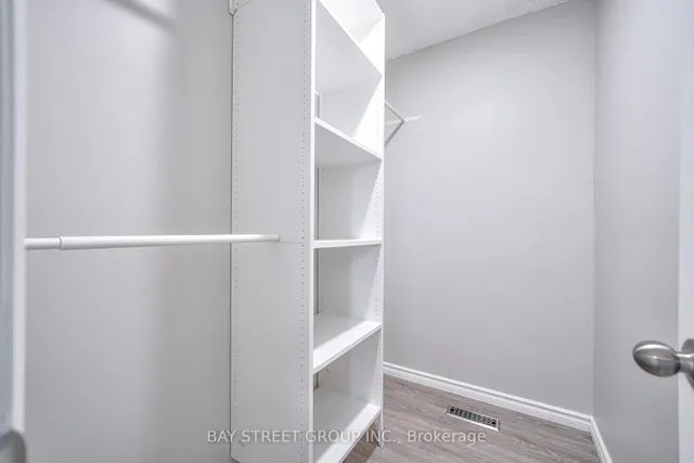 Additional image 34 of 596 CONSTELLATION Dr