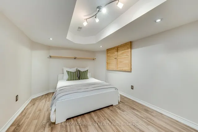 Additional image 37 of 5331 Applegarth Dr