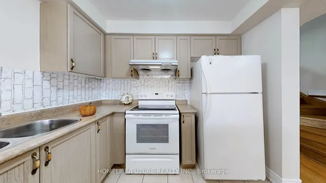 Additional image 7 of 435 Middlefield Rd Unit 47