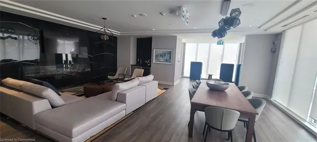 Additional image 6 of 212 King William St Unit 801