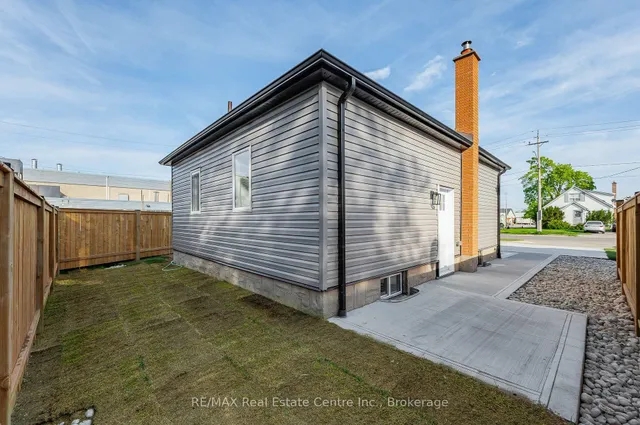 Additional image 42 of 1180 Union St