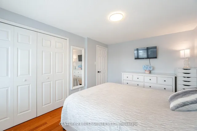 Additional image 34 of 657 Savoy Cres