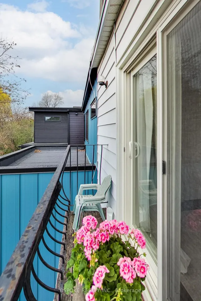 Additional image 15 of 293 Withrow Ave