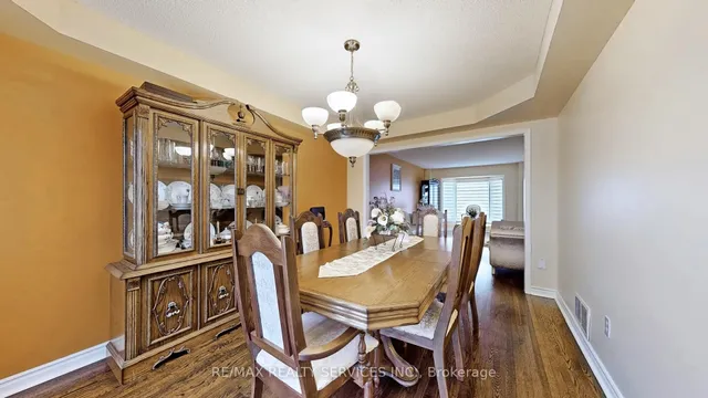 Additional image 10 of 87 Sprucelands Ave