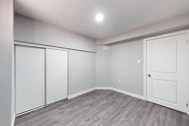 Additional image 44 of 40 Oblate Cres