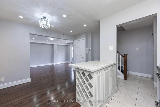 Additional image 9 of 5 Josephine Crt