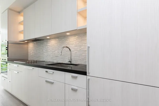 Additional image 9 of 32 Davenport Rd Unit 306