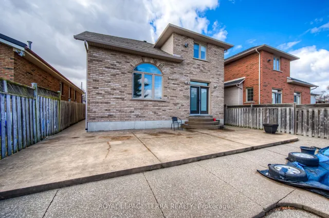 Additional image 48 of 217 1/2 Federal St