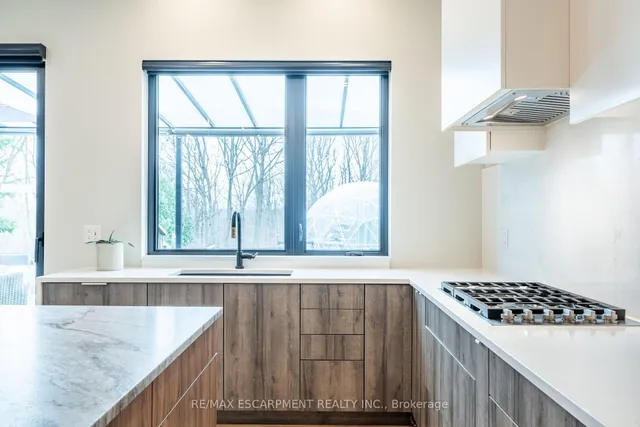 Additional image 15 of 46 Zellens Rd