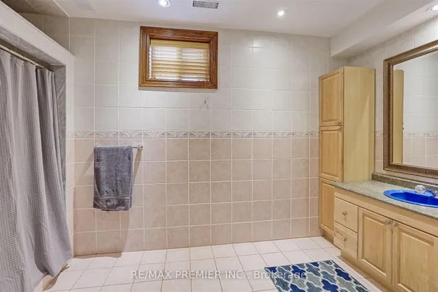 Additional image 33 of 27 Fenton Way