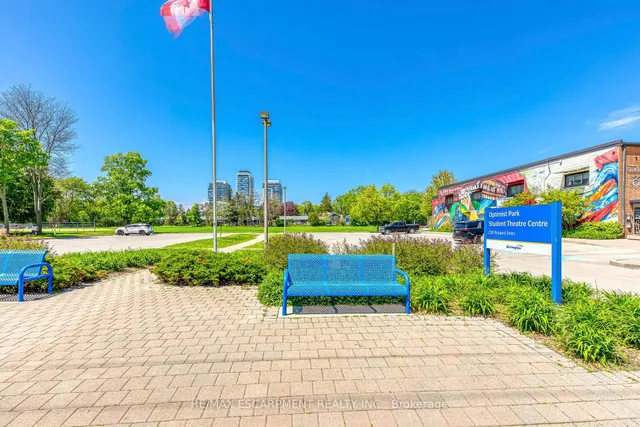 Additional image 4 of 2116 PROSPECT St Unit G