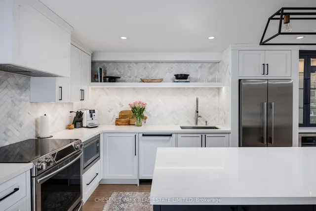 Additional image 4 of 40 Oaklands Ave Unit 203