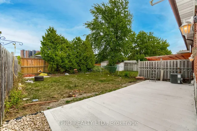 Additional image 36 of 717 Green Meadow Cres