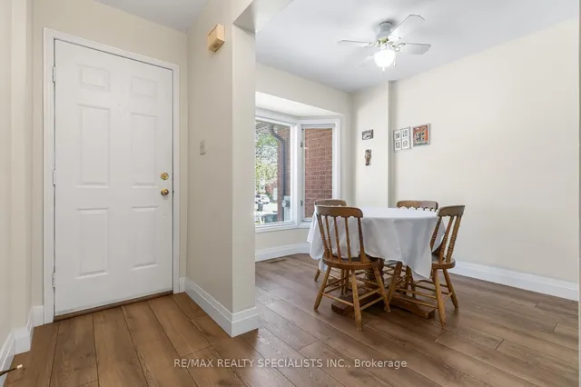 Additional image 3 of 826 Constellation Dr