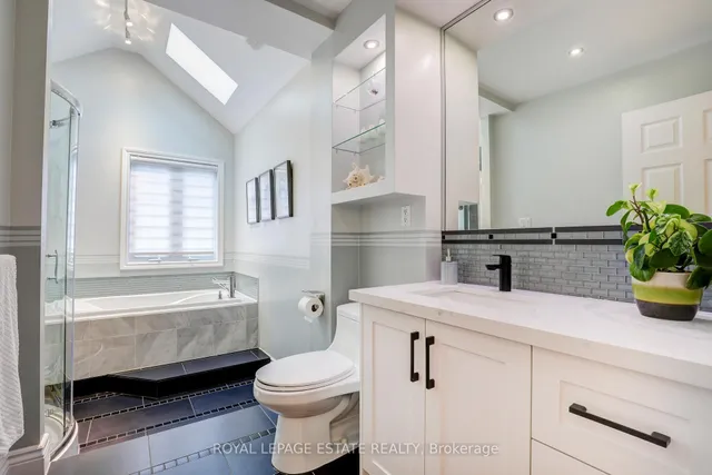 Additional image 12 of 231 Bingham Ave