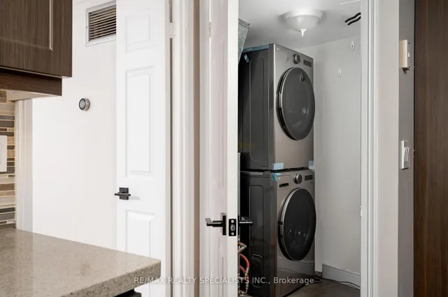 Additional image 20 of 4235 Sherwoodtowne Blvd Unit 406