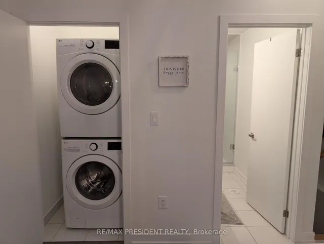 Additional image 24 of 590 North Service Rd Unit 14