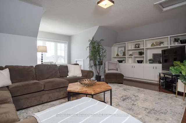 Additional image 3 of 476 Laundon Terr