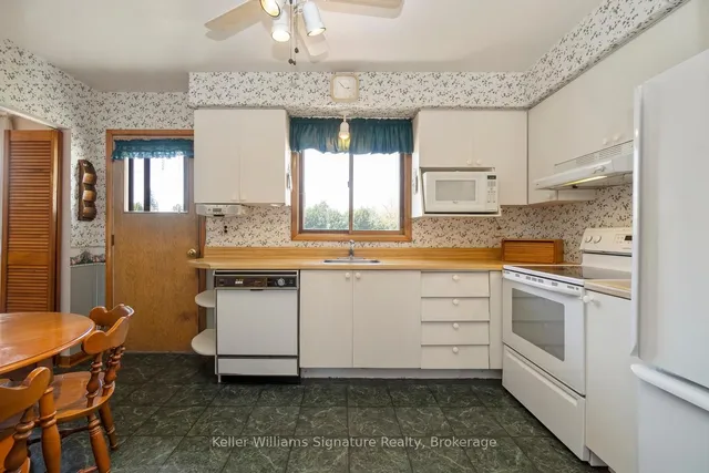 Additional image 11 of 2343 Redfern Rd