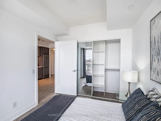 Additional image 13 of 70 Annie Craig Dr Unit 1001