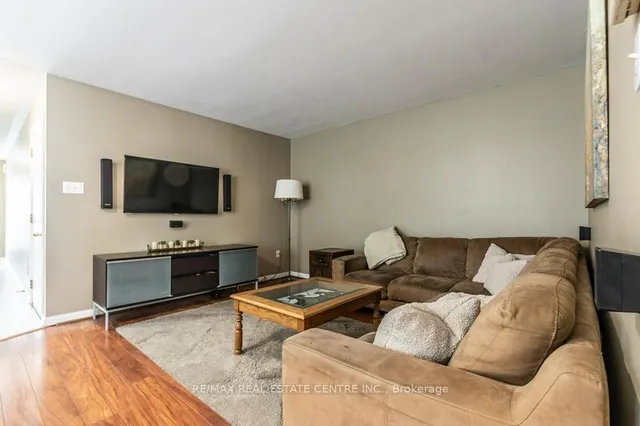 Additional image 13 of 46 Livingston Rd