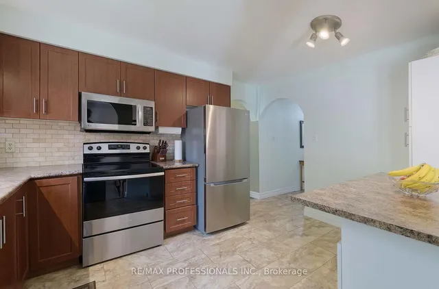 Additional image 15 of 7 Dalzell Ave