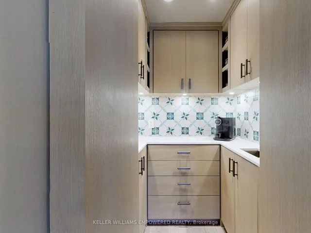 Additional image 15 of 10 Webster Ave